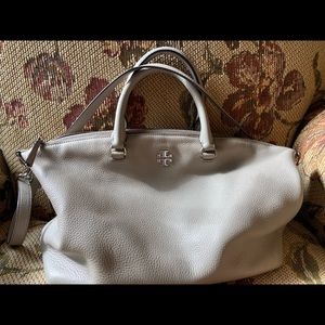 Tory Burch satchel handbag in gray/putty